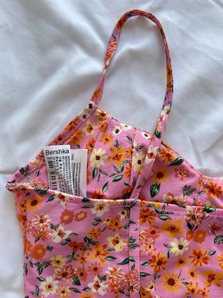 Top floral rosa Bershka