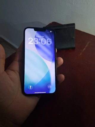 iPhone 13