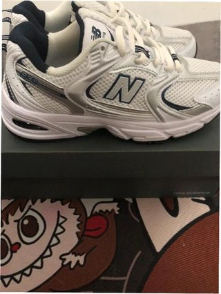 New Balance 530 Blanco Plata Talla 41.5