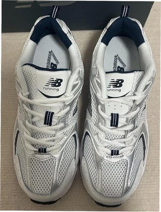 New Balance 530 Blanco Plata Marino Talla 42