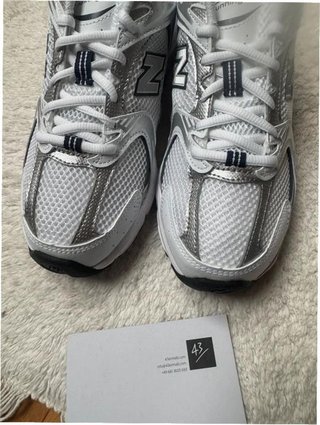 New Balance 530 Blanco Plata Talla 38.5