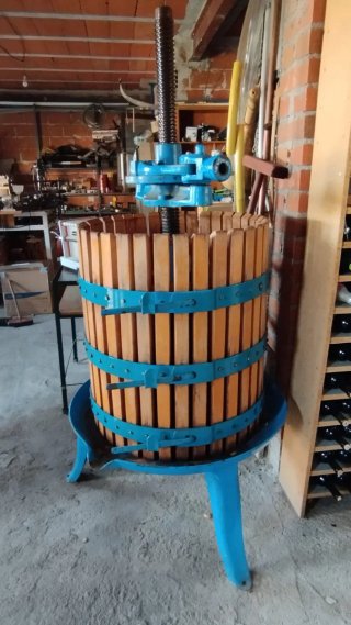 Equipo para la elaboración de vino