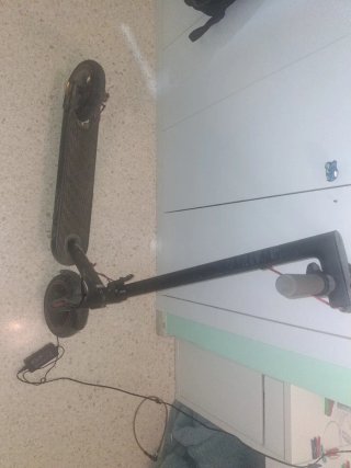 Patinete Xiaomi 4 en muy buen estado
