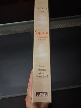 Sapiens. De animales a dioses / Sapiens: A Brie...