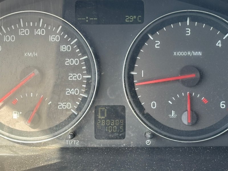 Volvo C70 2007 cabrio - foto 1