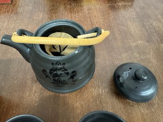 Set té japonés: tetera + 2 tazas