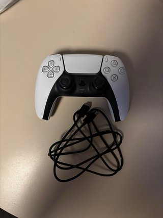 PS5 Digital 825 GB + 2 DualSense