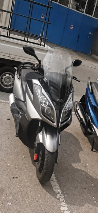 Kymco Superdink 300i 2011 Plata