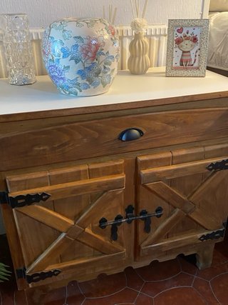 Mueble auxiliar madera artesanal
