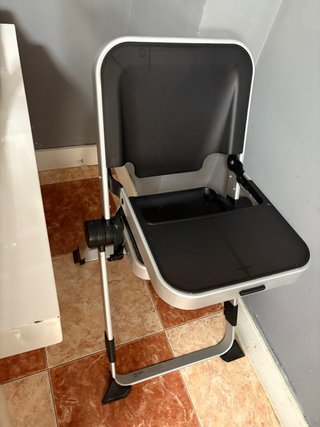 Trona de bebé plegable