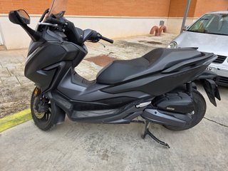 Honda Forza 125 | 2020 | 5.299 km | Pirelli Diablo