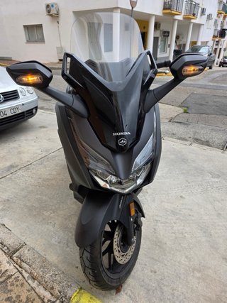 Honda Forza 125 | 2020 | 5.299 km | Pirelli Diablo