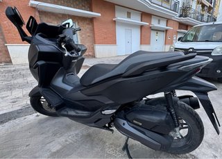 Honda Forza 125 | 2020 | 5.299 km | Pirelli Diablo