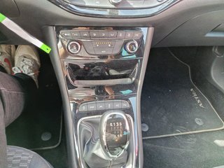 CUOTA 207 € Opel Astra 2017