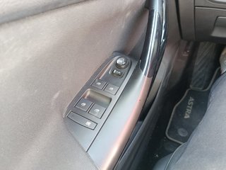 CUOTA 207 € Opel Astra 2017