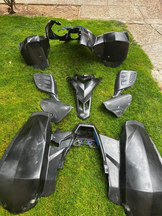 Plástica Polaris Predator 500