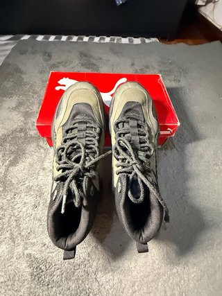 Zapatilla Montaña Puma Negra y Verde