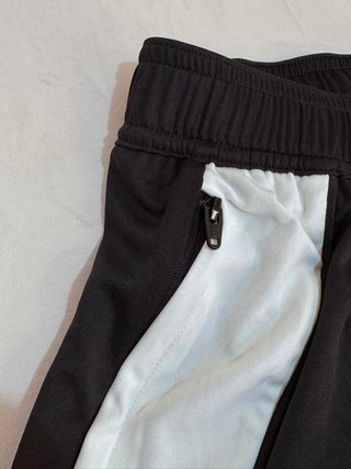 Shorts sportivi Adidas neri e bianchi XS
