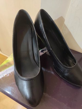 Zapatos de tacón negros
