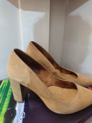 Zapatos de tacón negros