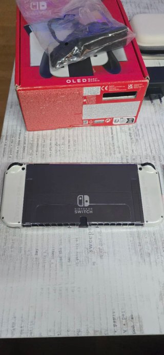 Nintendo Switch OLED Blanca y Negra