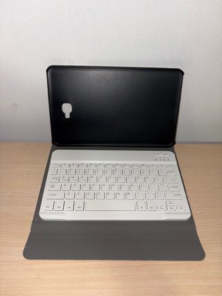 Funda Tablet Bluetooth Dorada