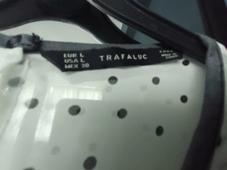 Blusa Zara lunares blanca y negra Talla L