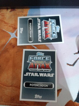 Latas Star Wars Force Attax + 2 cartas.