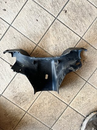 Coperchio manubrio posteriore Aerox