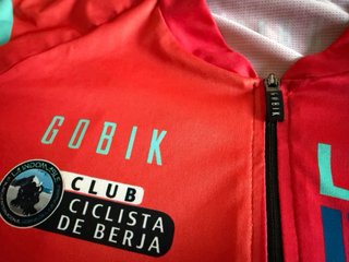 Maillot Gobik Superlight L sin usar