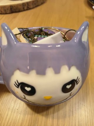 Taza gato lila con sorpresa