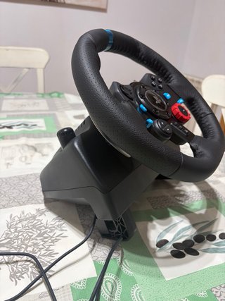 Logitech G29 + Pedales | COMO NUEVO