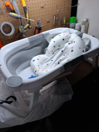 Vasca pieghevole portatile per neonati