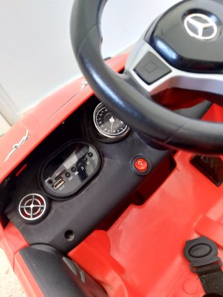 Coche Eléctrico Mercedes AMG A45 Rojo
