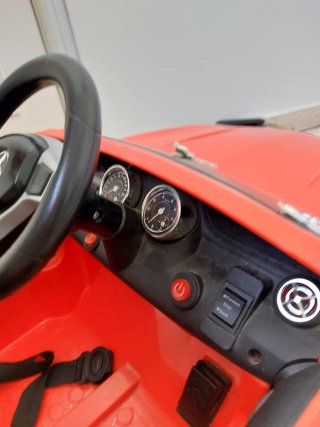 Coche Eléctrico Mercedes AMG A45 Rojo