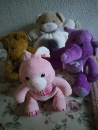 Lote de 4 peluches