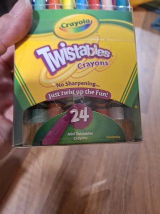 24 Crayones Crayola Twistables Mini