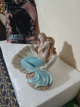 Figura Sirenita en Concha acuarios peceras adornos