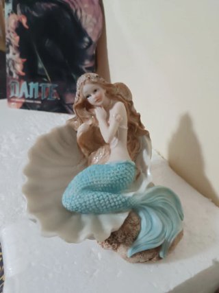 Figura Sirenita en Concha acuarios peceras adornos