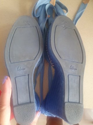 Alpargatas cuña piel azul eléctrico