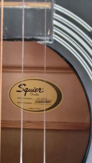 Guitarra Acústica Squier by Fend