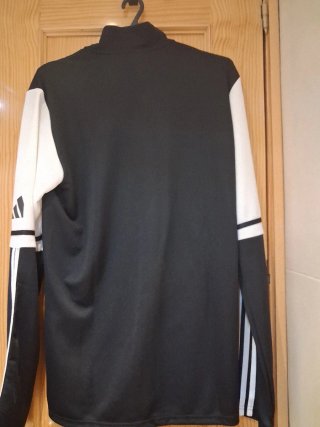 Sudadera Adidas Negra y Blanca