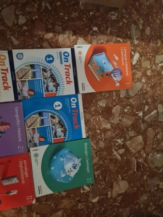 Libros 1º y 2º ESO - Santillana / Oxford ​Libros