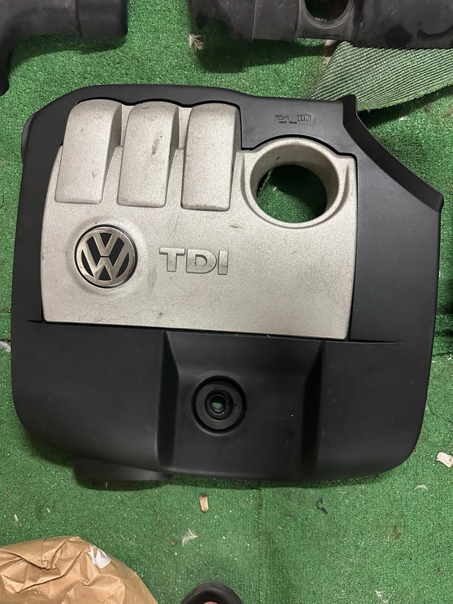 Tapa motor VW Polo TDI