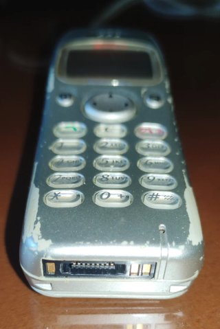 Móvil Panasonic EB-GD90 + Cargador + CargadorCoche