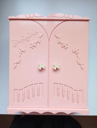 Armario Barriguitas Famosa Rosa