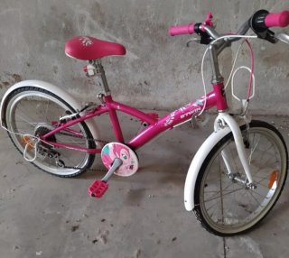 Bicicleta infantil rosa Btwin