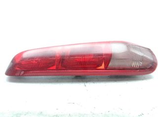 Piloto trasero izquierdo nissan x-trail 20708627