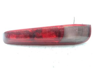 Piloto trasero izquierdo nissan x-trail 20708627