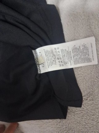 Polo Gucci Negro con Detalles Beige